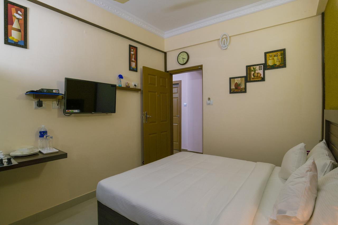 Blue Bell Cochin Airport Hotel Недумбасери Екстериор снимка