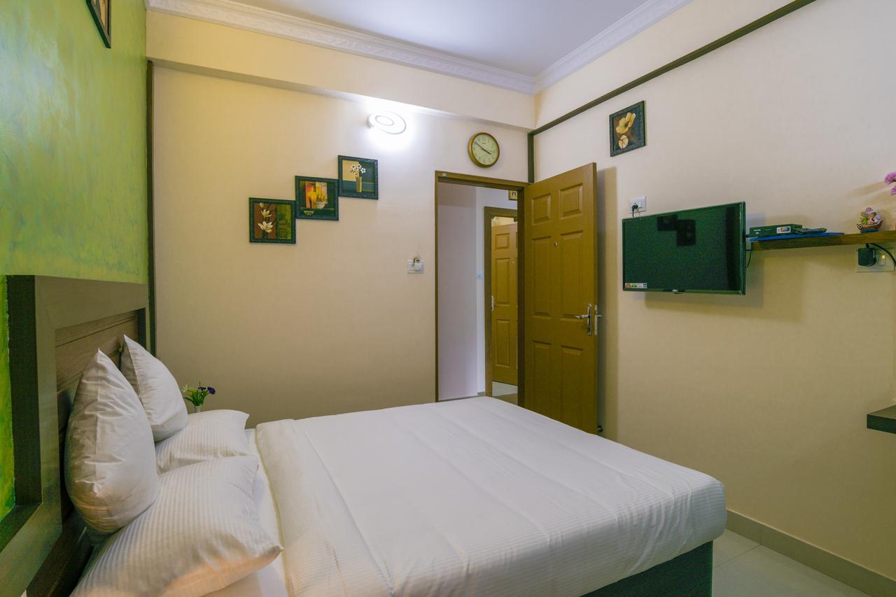 Blue Bell Cochin Airport Hotel Недумбасери Екстериор снимка