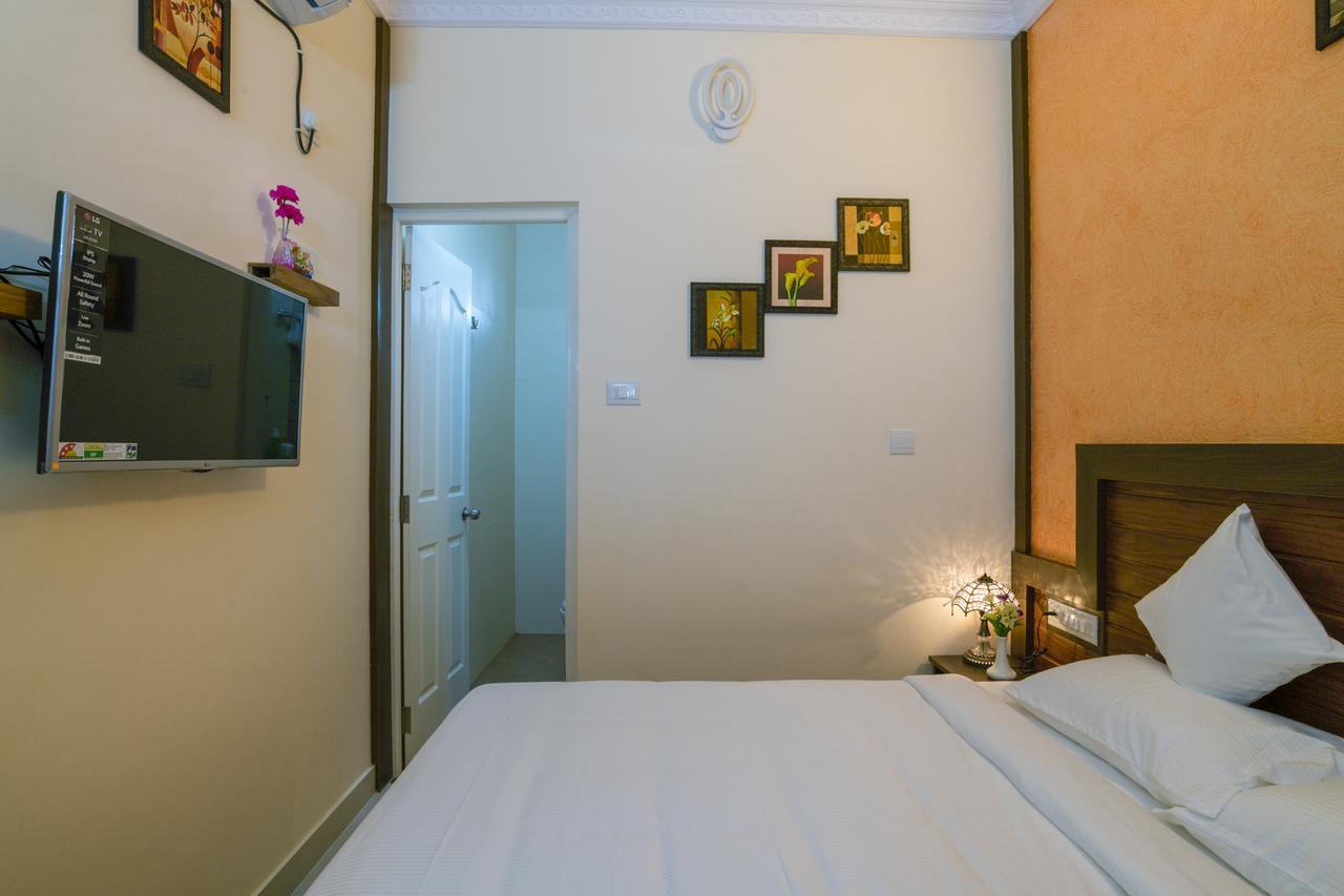 Blue Bell Cochin Airport Hotel Недумбасери Екстериор снимка