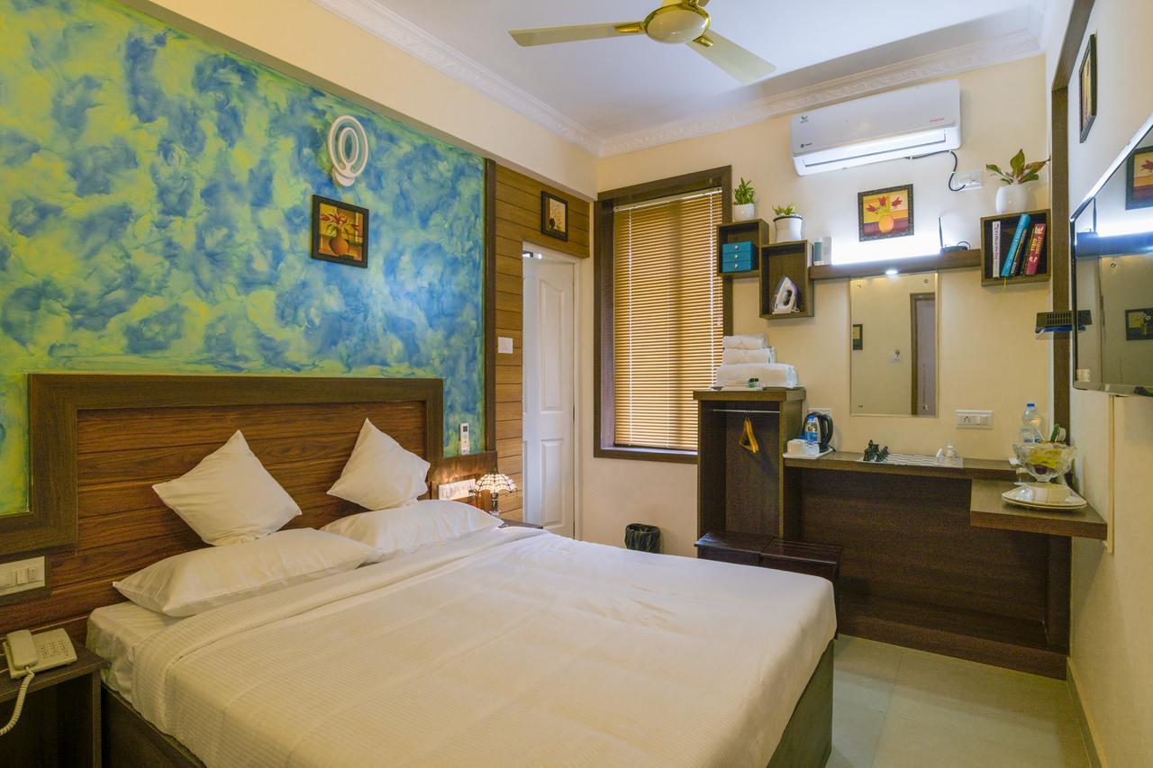 Blue Bell Cochin Airport Hotel Недумбасери Екстериор снимка