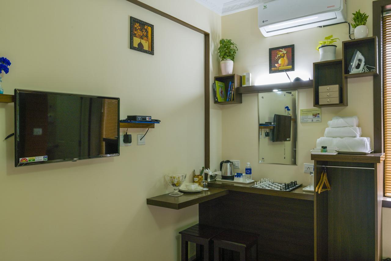 Blue Bell Cochin Airport Hotel Недумбасери Екстериор снимка