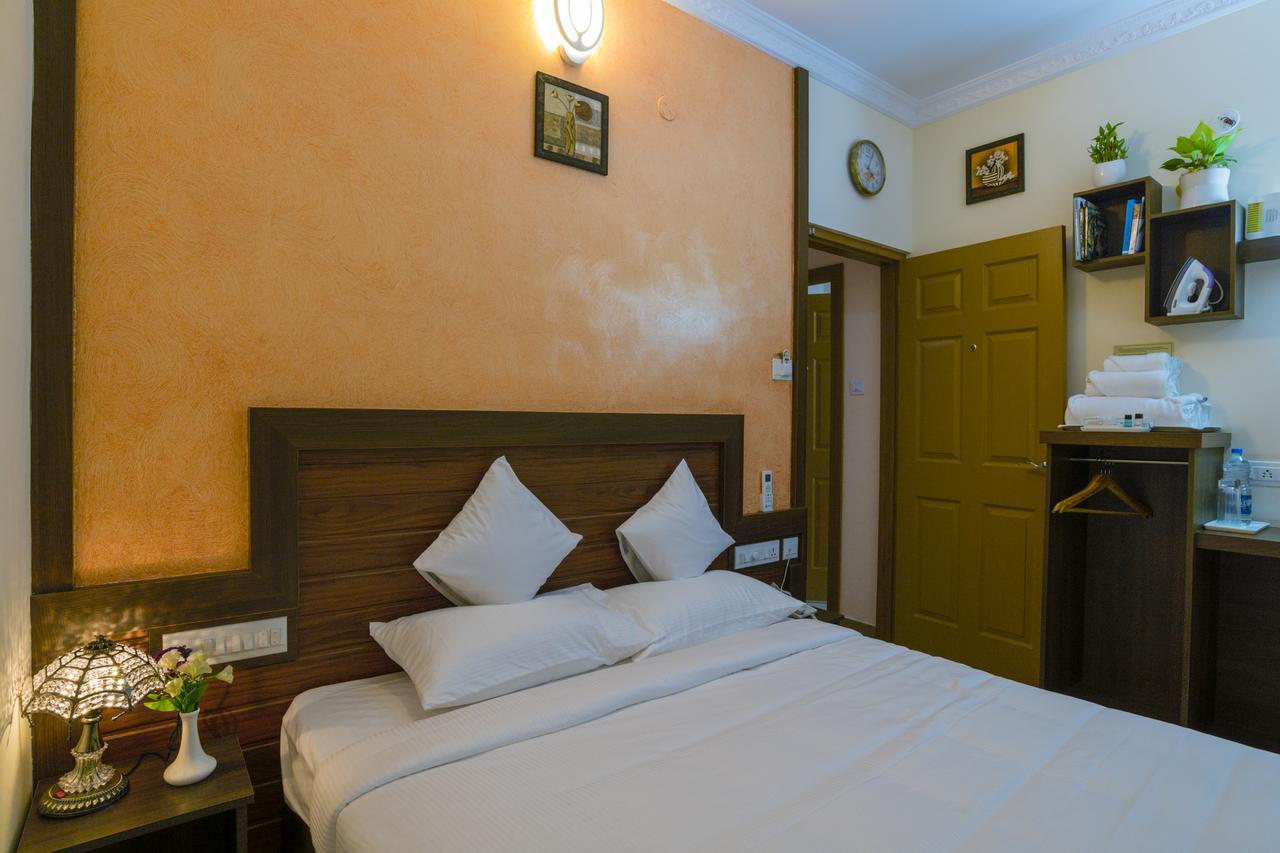 Blue Bell Cochin Airport Hotel Недумбасери Екстериор снимка