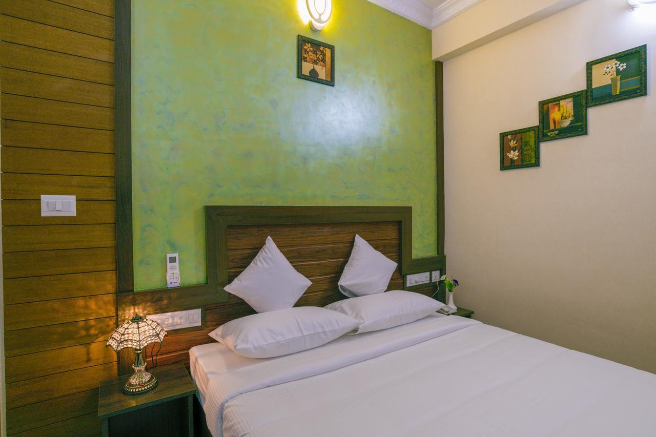 Blue Bell Cochin Airport Hotel Недумбасери Екстериор снимка