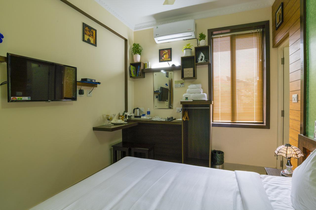 Blue Bell Cochin Airport Hotel Недумбасери Екстериор снимка